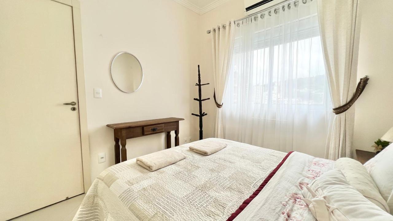 Apto Proximo A Vila Germanica ブルメナウ エクステリア 写真